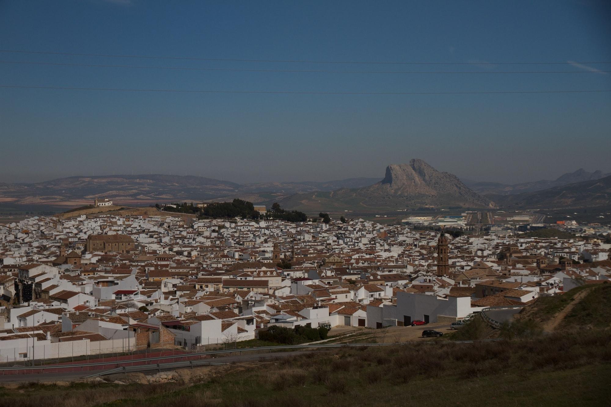 Los Dolmenes Ξενοδοχείο Αντεκέρα Εξωτερικό φωτογραφία